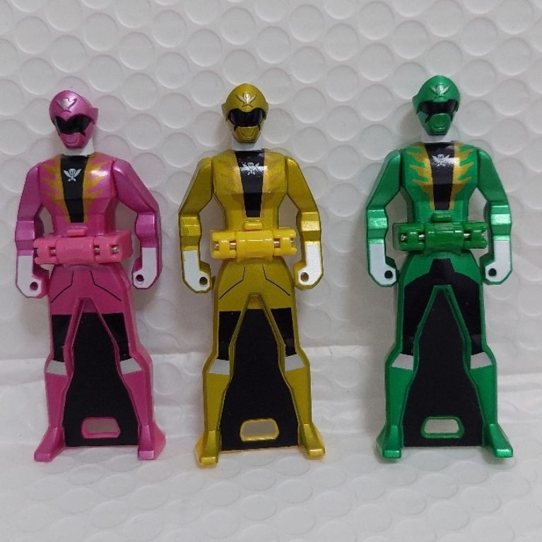 Ranger Key Gokaiger Metallic Edition Hologram Power Ranger Key Pink,Yellow, Green