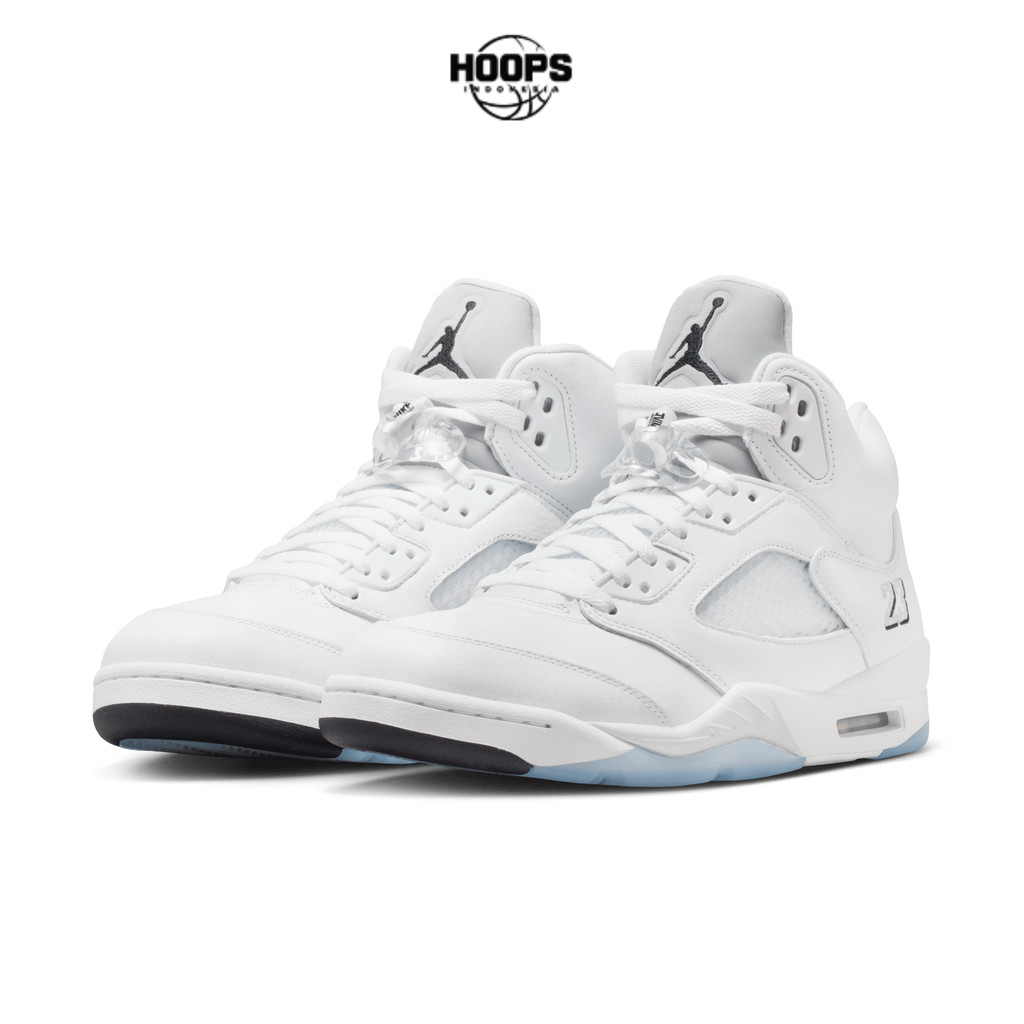 Nike Air Jordan 5 Retro OG White Metallic Sepatu Basket Pria  HQ7978-103 Hoops Indonesia