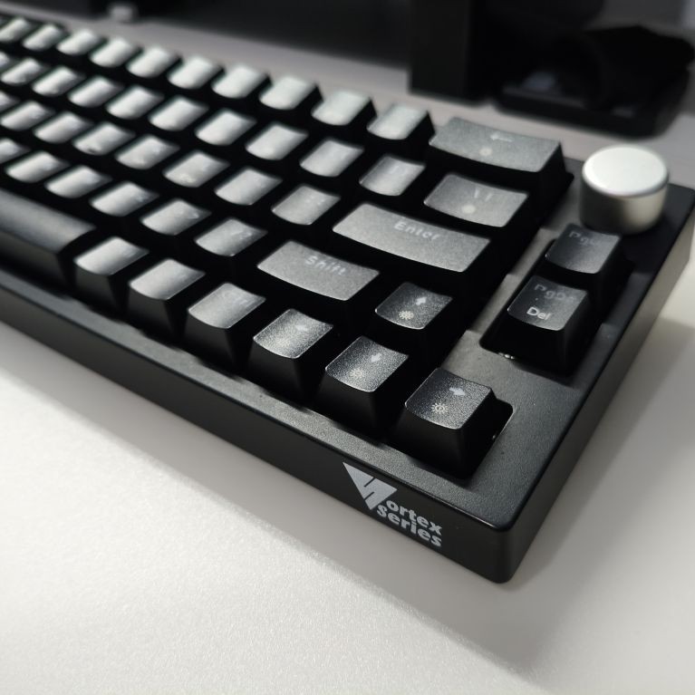 Vortexseries GT-6 Mechanical Keyboard - Warna Hitam