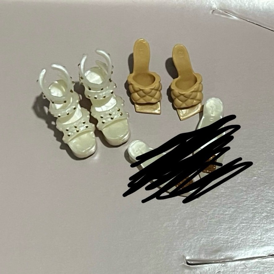 sandal barbie basics dan barbie style