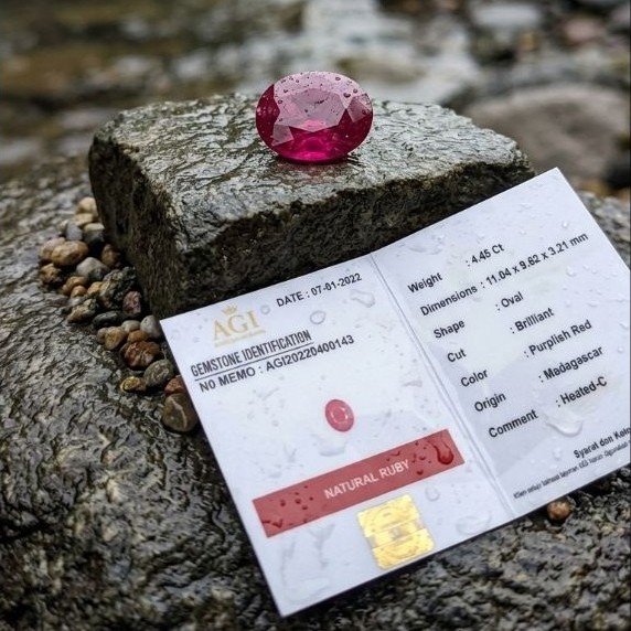 NATURAL MEMO RUBY CORUNDUM PIGEON BLOOD MEMO AGI GEMS LAB