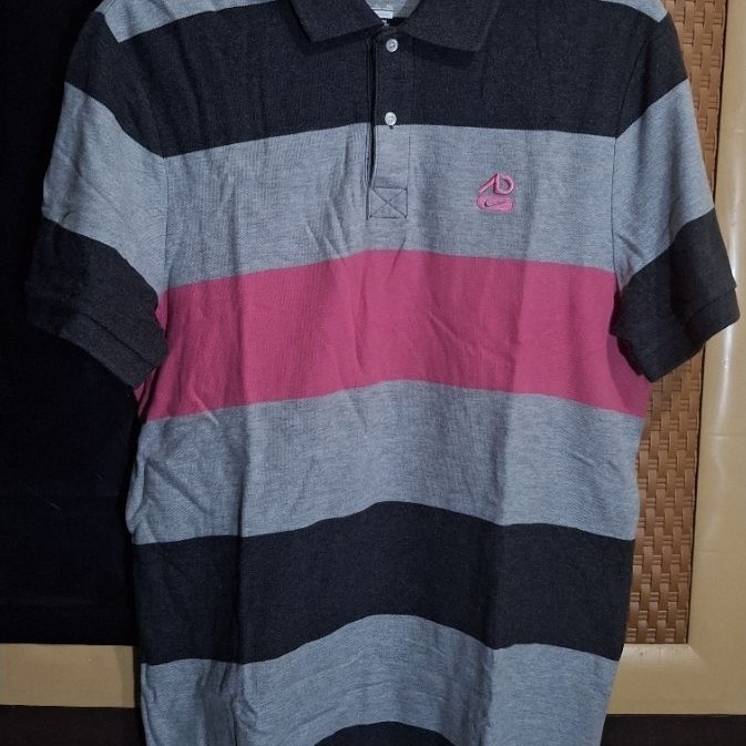 Polo Shirt / Kaos Polo Nike - Bekas Second