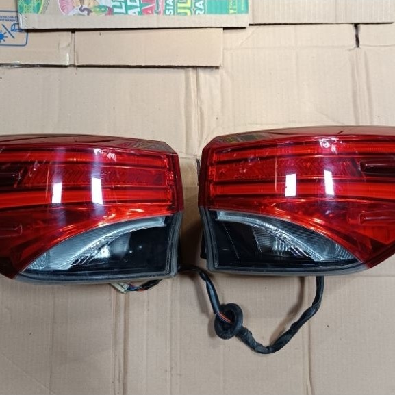 stoplamp fortuner vrz tahun 2016 -2020 original copotan