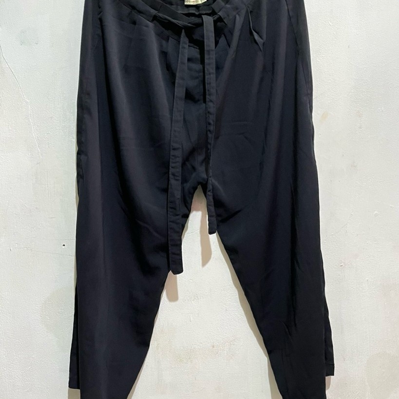 ADA WOMAN Celana Kulot Hitam