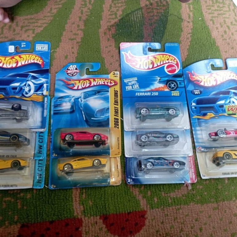 Hot Wheels 10 ferrari 288 gto Ferrari 156 Ferrari 355 PAKET HOTWHEELS FERRARI