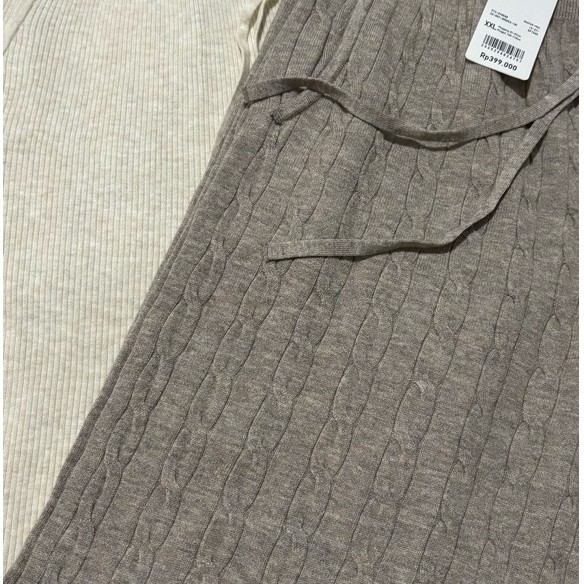 untal uni tali ribbed cable washable knit pants uniqlo masih tag