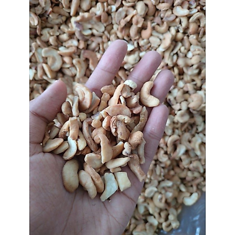 kacang Mede pecahan