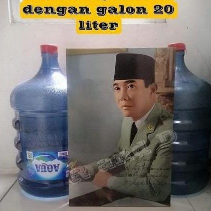 Cetak foto bingkai media kayu ukuran besar 47x31 | Foto custom editing animasi | Hiasan dinding requ