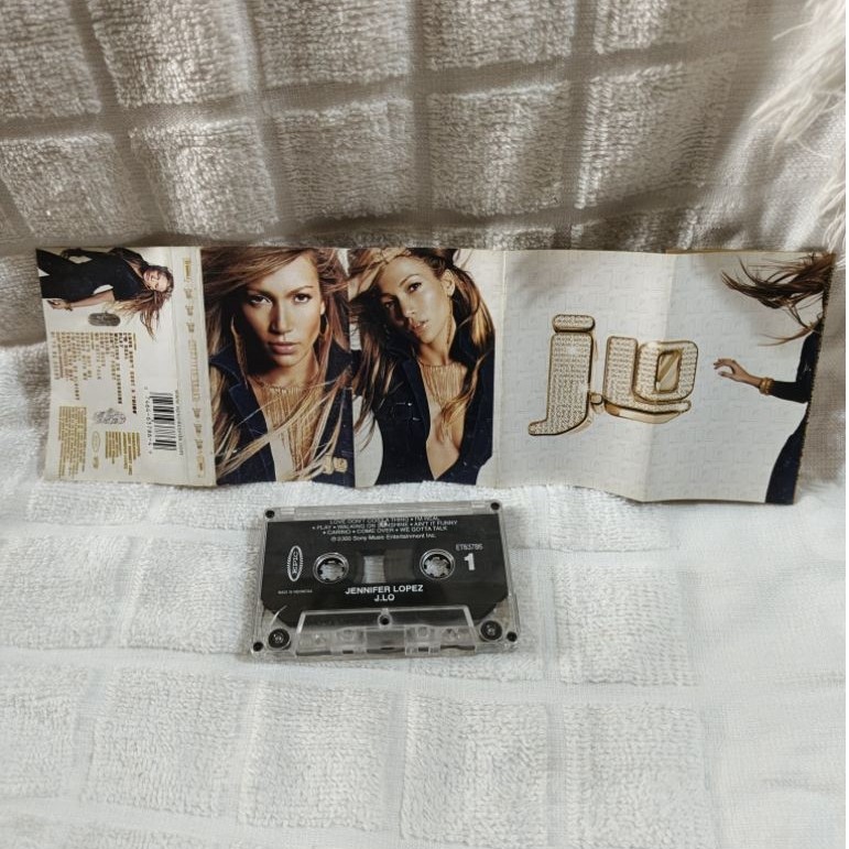 JLO JENNIFER LOPEZ KASET PITA