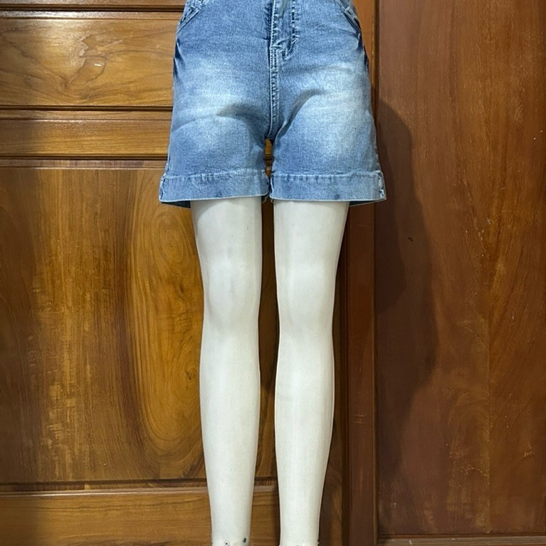 Celana Pendek Wanita Hotpants Martin, Bahan Jeans Stretch