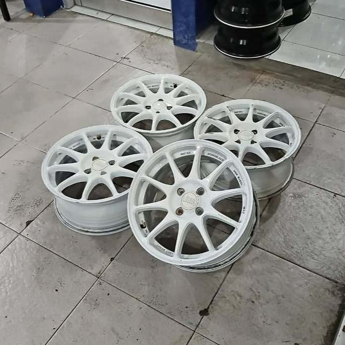 Velg racing  HSR R16 X7 4X100 ET42 white