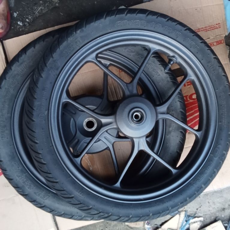 VELG/PELK/DEPAN BELAKANG 1SET+BAN MOTOR HONDA BAET DELUXE KODE'K1AA GENIO KOJ 2020 2022,2024 ORIGINA