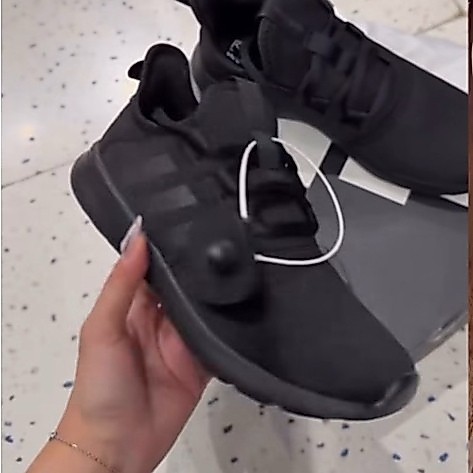 SPORTS STATION SALE SEPATU HITAM SEKOLAH