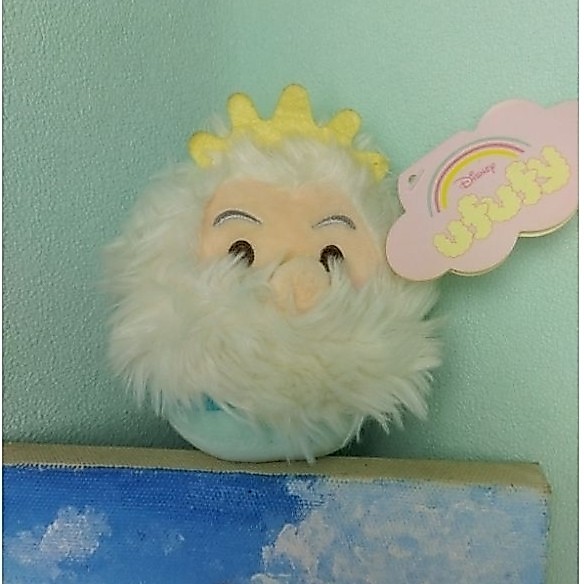 Preloved Boneka Gantungan Kunci Kurcaci Triton Disnoy Ufufy New tag Ayah Putri Ariel Like new