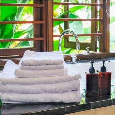 Handuk Hotel Putih / Handuk Mandi Putih