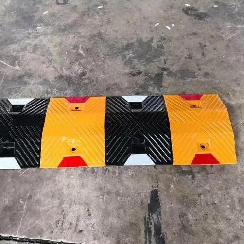 Murah Rubber Speed Bump / Polisi Tidur Karet 100355 / Speed Bump