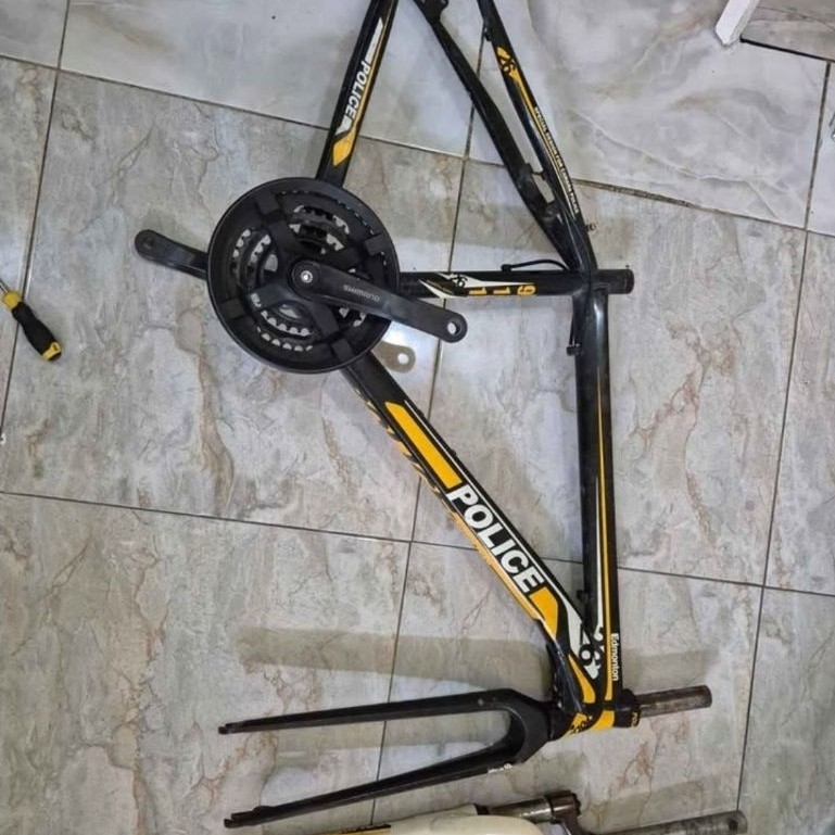 Frame sepeda Hybrid / MTB 26 police 911 edmonton