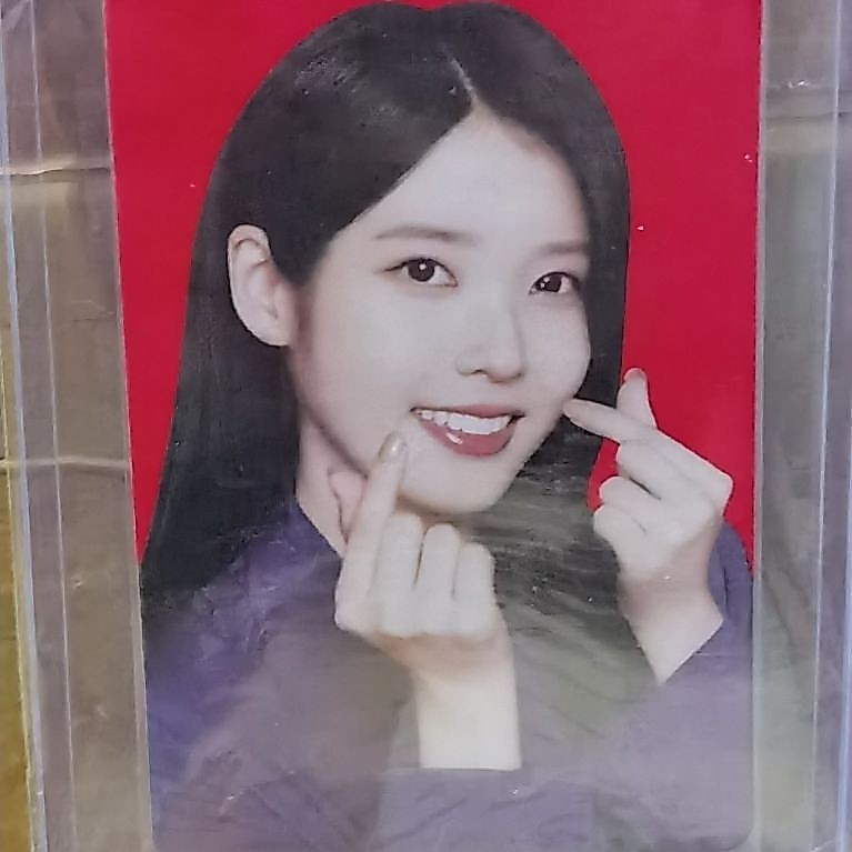 Photocard Official IU X COLGATE SEALED
