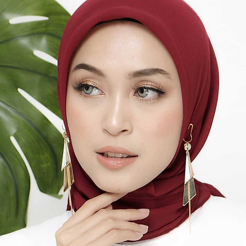 Aksesoris wanita anting hijab tusuk Vira plat juntai