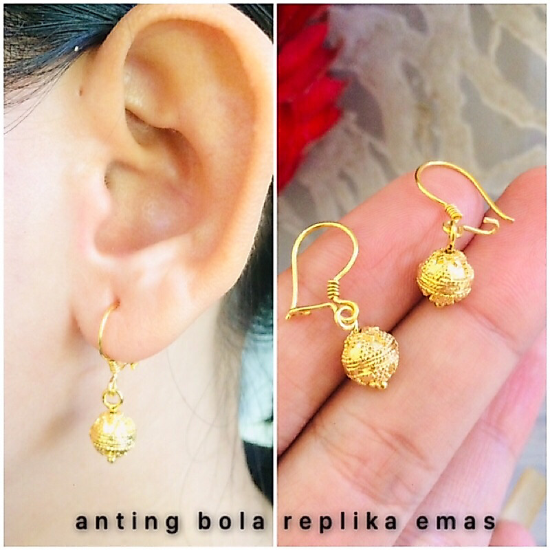 Anting Bola bali//replika emas