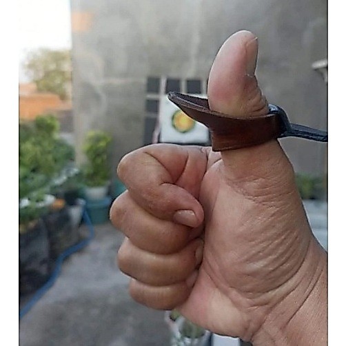 Molonyon Thumb Jild/ Thumb Ring Panahan/Cincin Panahan Jari dari Kulit