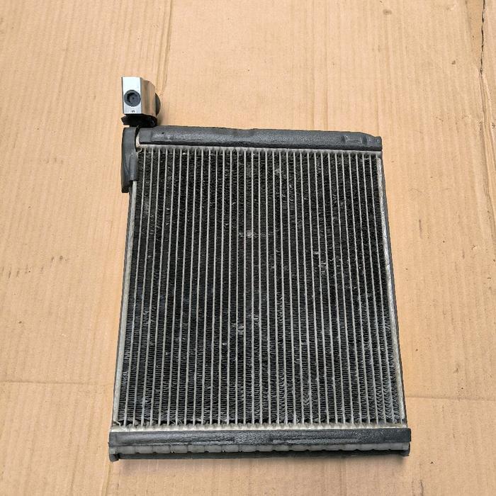 Evaporator ac bagian depan set pipa ekspansi AC Toyota kijang Innova inova lama old asli copotan