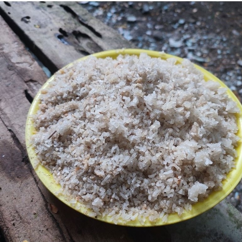 nasi aking pakan ternak/jual per kg nasi aking kering/karak