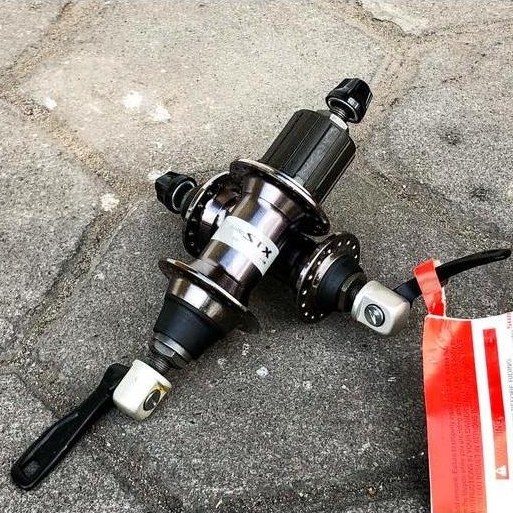 HUB FREE HUB SHIMANO STX SPECIAL EDITION MC32 32 H GUN METAL BLACK