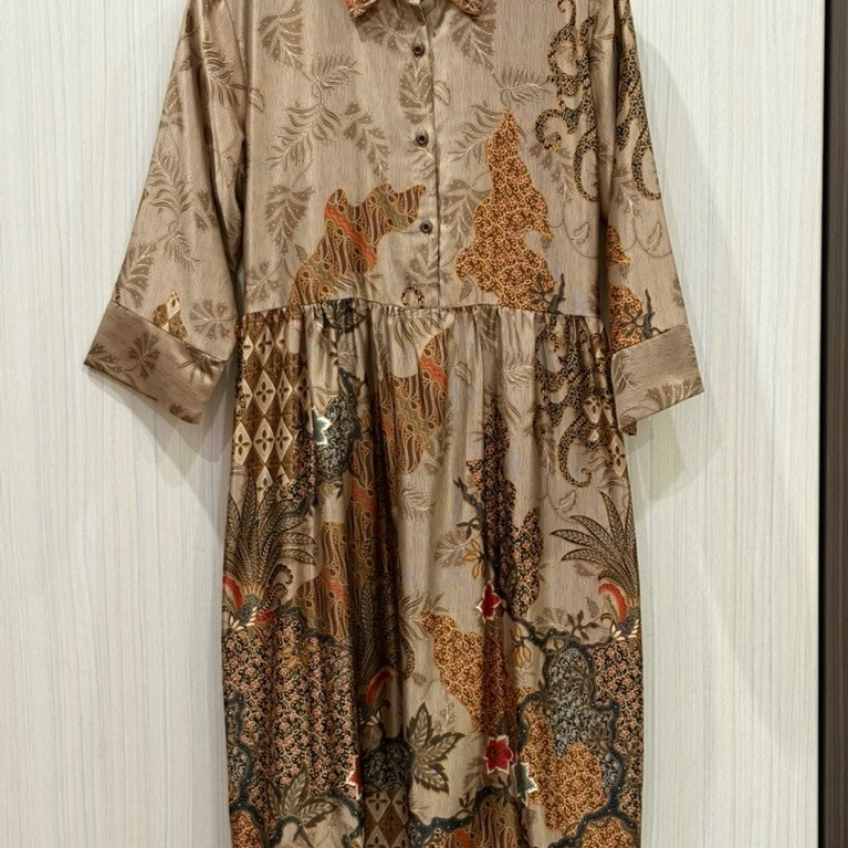 PRELOVED - LIKE NEW / Dress / Terusan / Baju / Rok Perempuan / Girl / Wanita / Perempuan / Raya / Pe