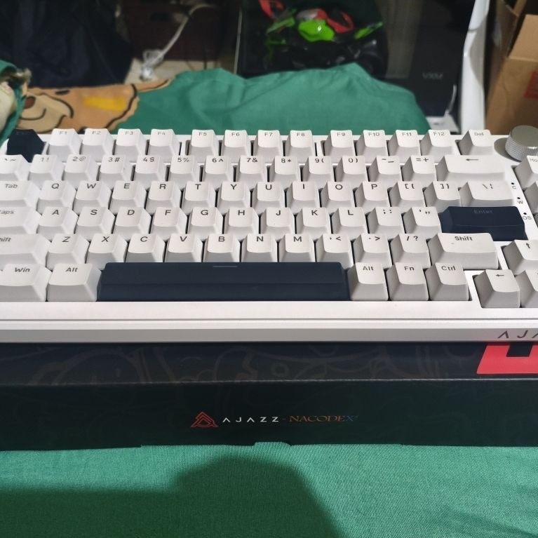 KEYBOARD AJAZZ AK820 LIKENEW