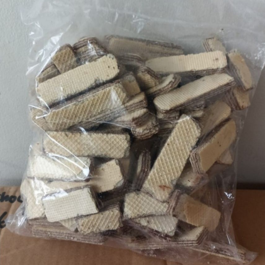 Wafer Selamat Patahan