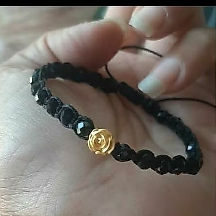 gelang tali emas bunga