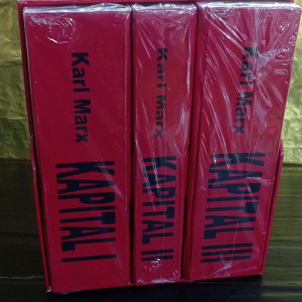 paket 3 Buku KAPITAL KARL MARX