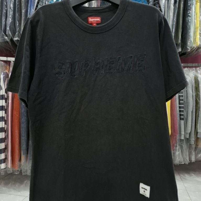 BAJU KAOS SUPREME
