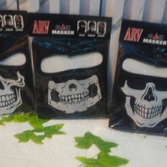 Masker ninja gambar tengkorak fullface