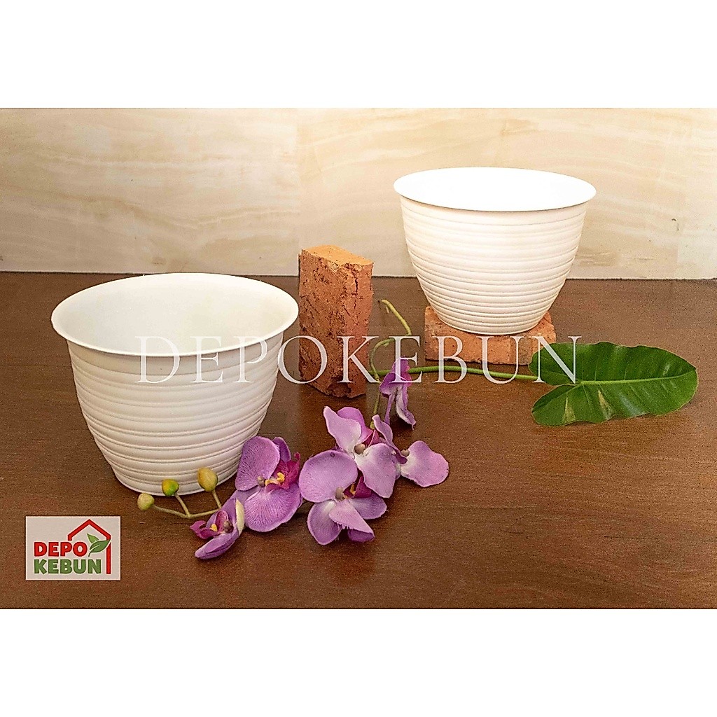 POT TAWON MADU 17 PUTIH POT KEONG 17 PUTIH POT PUTIH POT 17 PUTIH