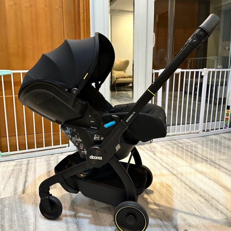Doona X 2in1 Car Seat Stroller + Doona Storage Basket Original (Preloved)
