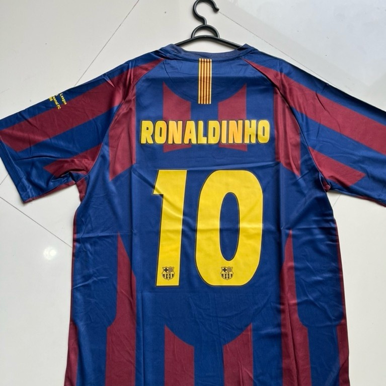 jersey retro barcelona 2005/2006 ronaldinho
