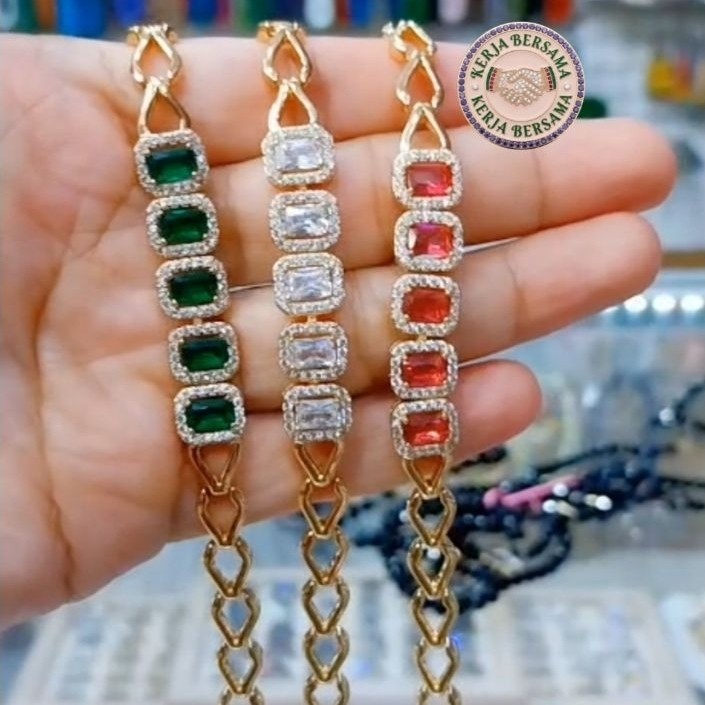 Gelang rantai batu alexandri kotak
