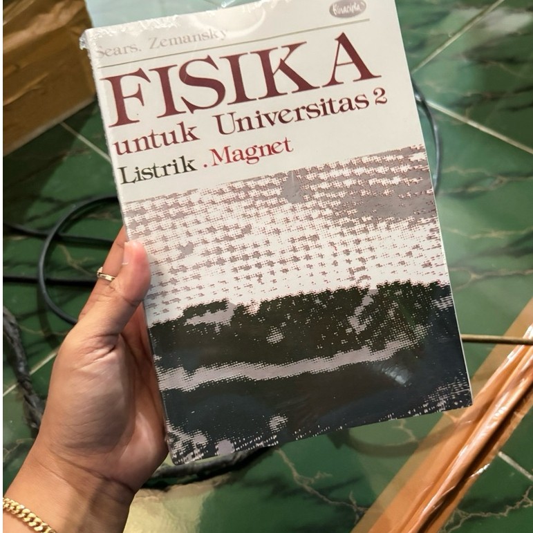 Buku Fisika Untuk Universitas