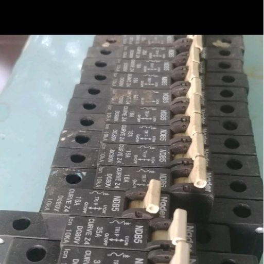 mcb dc nadeer 80v cocok buat motor molis