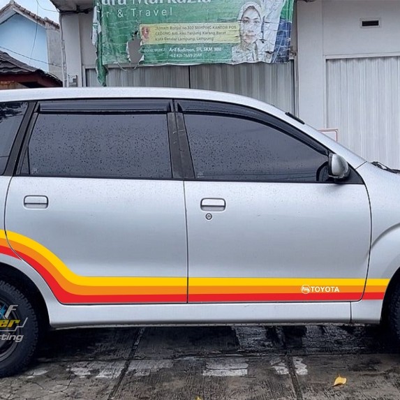 STICKER CUTTING MOBIL Toyota Avanza custom