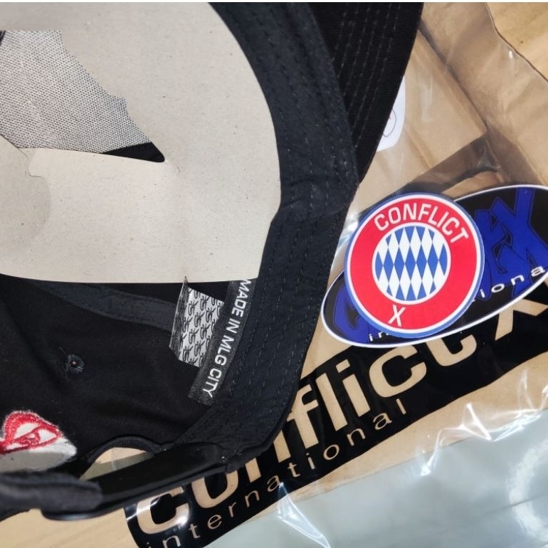 link co preloved topi CONFLICT-X