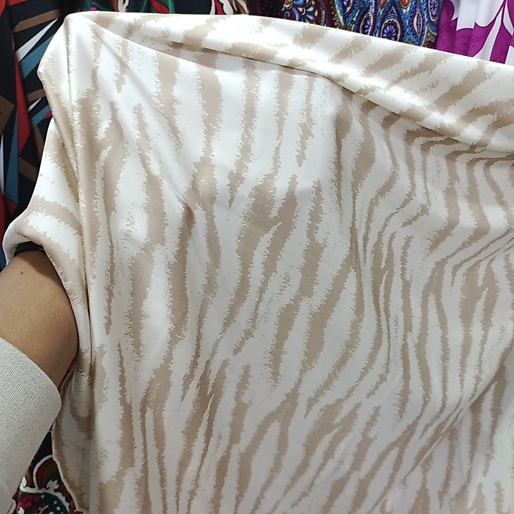 Kain Zara Crepe Motif Zebra - Kain Loreng Macan - Kain Crepe Corak Tebal Jatuh Premium - Kain terbar