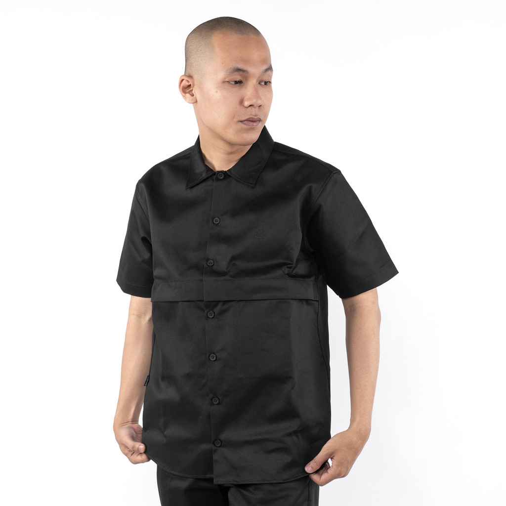 KEMEJA KATUN TWILL CASUAL SIMPLE LENGAN PENDEK PRIA WANITA HITAM ORIGINAL MATERNAL DISASTER | POSKID