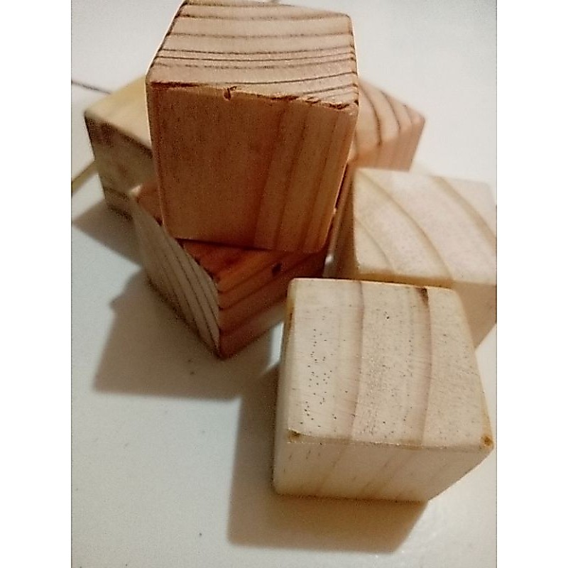 kotak kubus kayu jati belanda serat