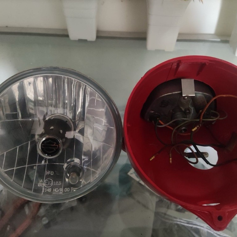 batok lampu CD original. bukan batok CT