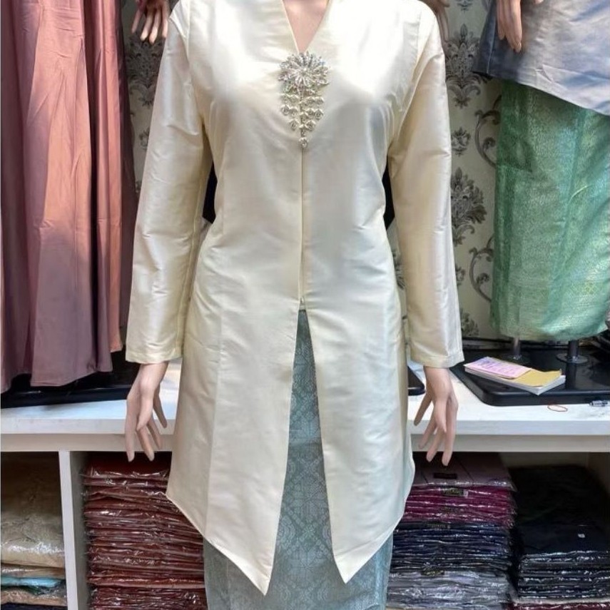 Atasan Kebaya Tafeta Encim Tunik / Kebaya Tunik Encim Tafeta Modern / Kebaya Tafeta Tunik Melayu Jum