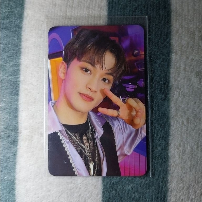 pc photocard the 3rd album nct 127 Mark Sticker Ver.