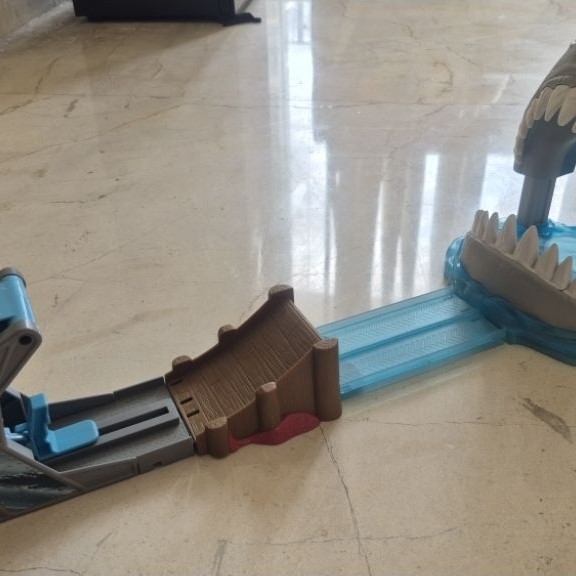 shark monster jump track monster truck hotwheels preloved